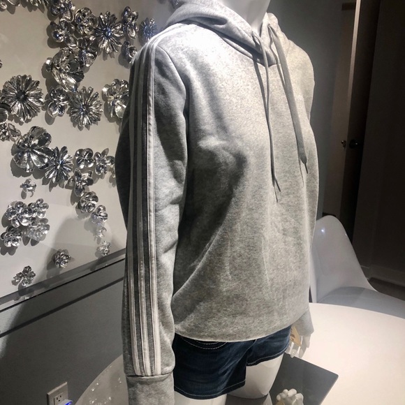 Grey Adidas Sweatshirt NWT - Picture 4 of 8